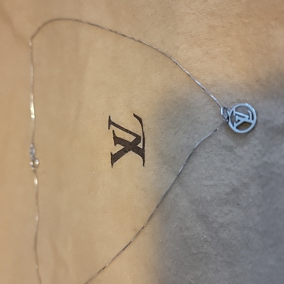 Repurposed LV charms in silver with necklace - Picture 3 of 4